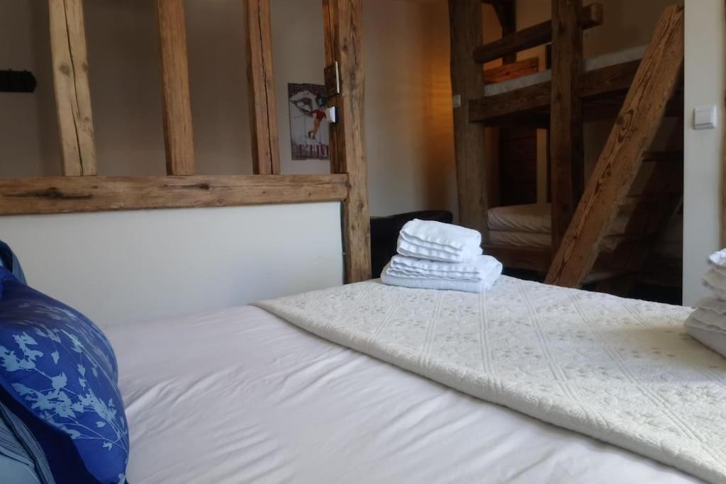 La Grange De Pimberty - Beautiful Apartments 27 Miles From Geneva Vailly Exterior photo