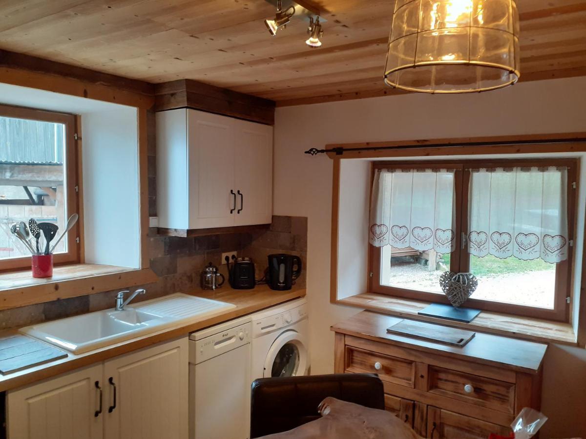 La Grange De Pimberty - Beautiful Apartments 27 Miles From Geneva Vailly Exterior photo
