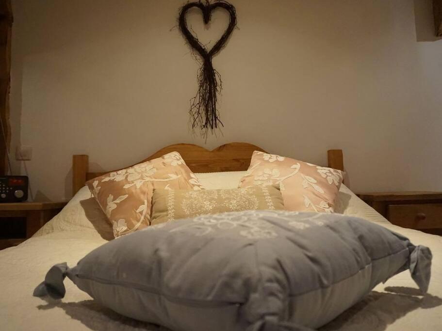 La Grange De Pimberty - Beautiful Apartments 27 Miles From Geneva Vailly Exterior photo